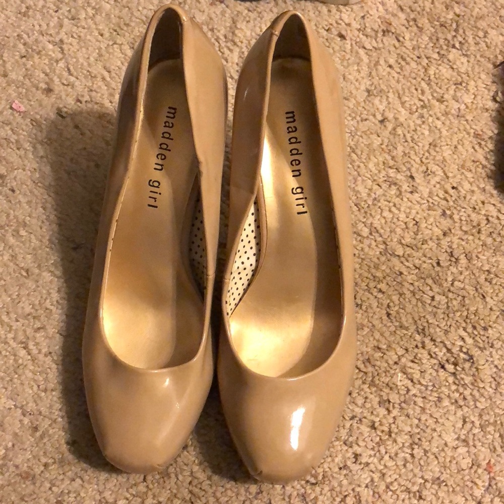 Madden Girl Pumps